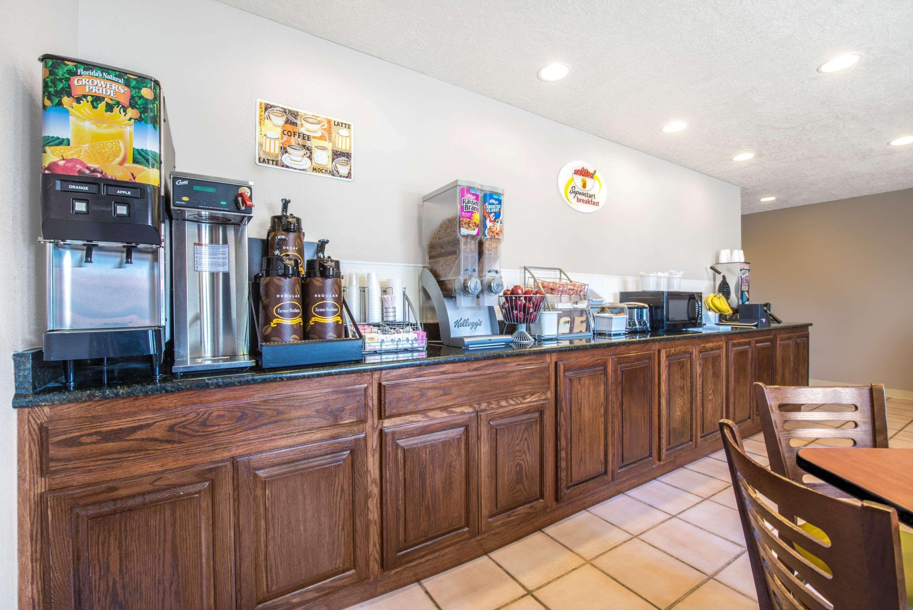 Super 8 By Wyndham Hotel Grants